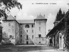 Le château de Chamoux, façade est. Fonds J. Bleuse