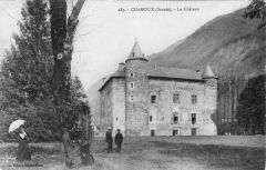 La façade ouest du château de Chamoux, le parc - et la comtesse ? CCA / Fonds R. M. DuretPhoto Louis Blanc 