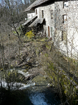 le bief sous le moulin - photo A/JFD